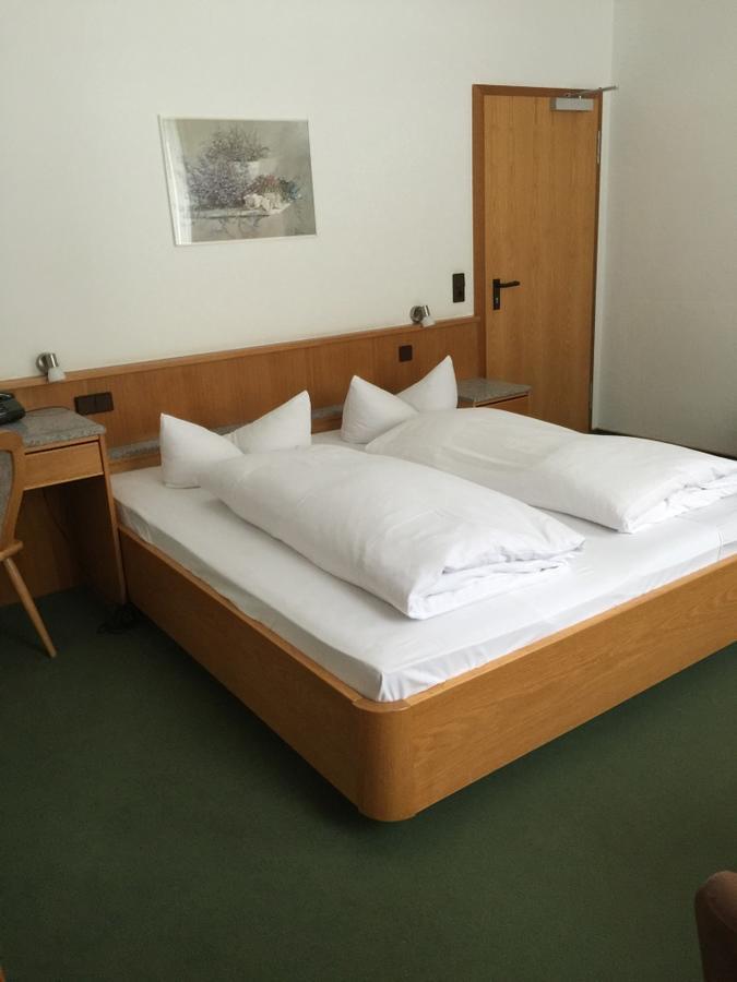 Hotel "Am Bergpark" Neue Drusel Кассель Экстерьер фото